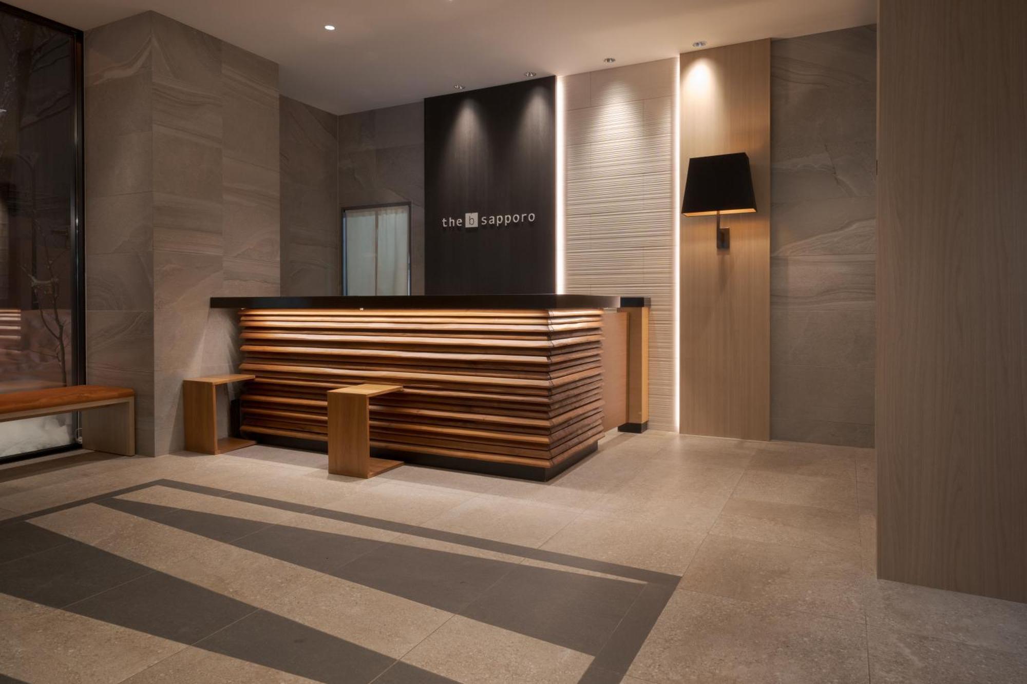 The B Sapporo Hotel Bagian luar foto