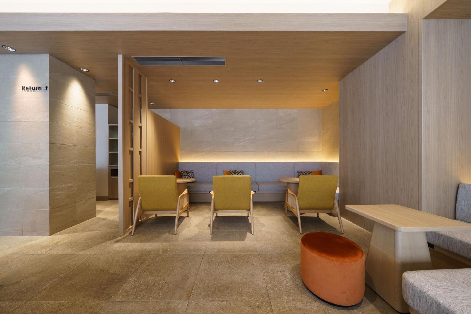 The B Sapporo Hotel Bagian luar foto