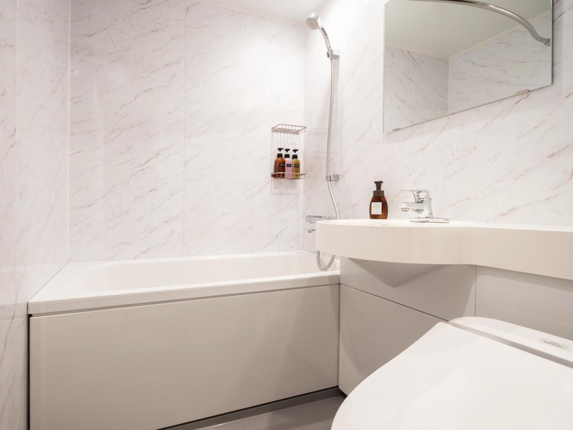 The B Sapporo Hotel Bagian luar foto