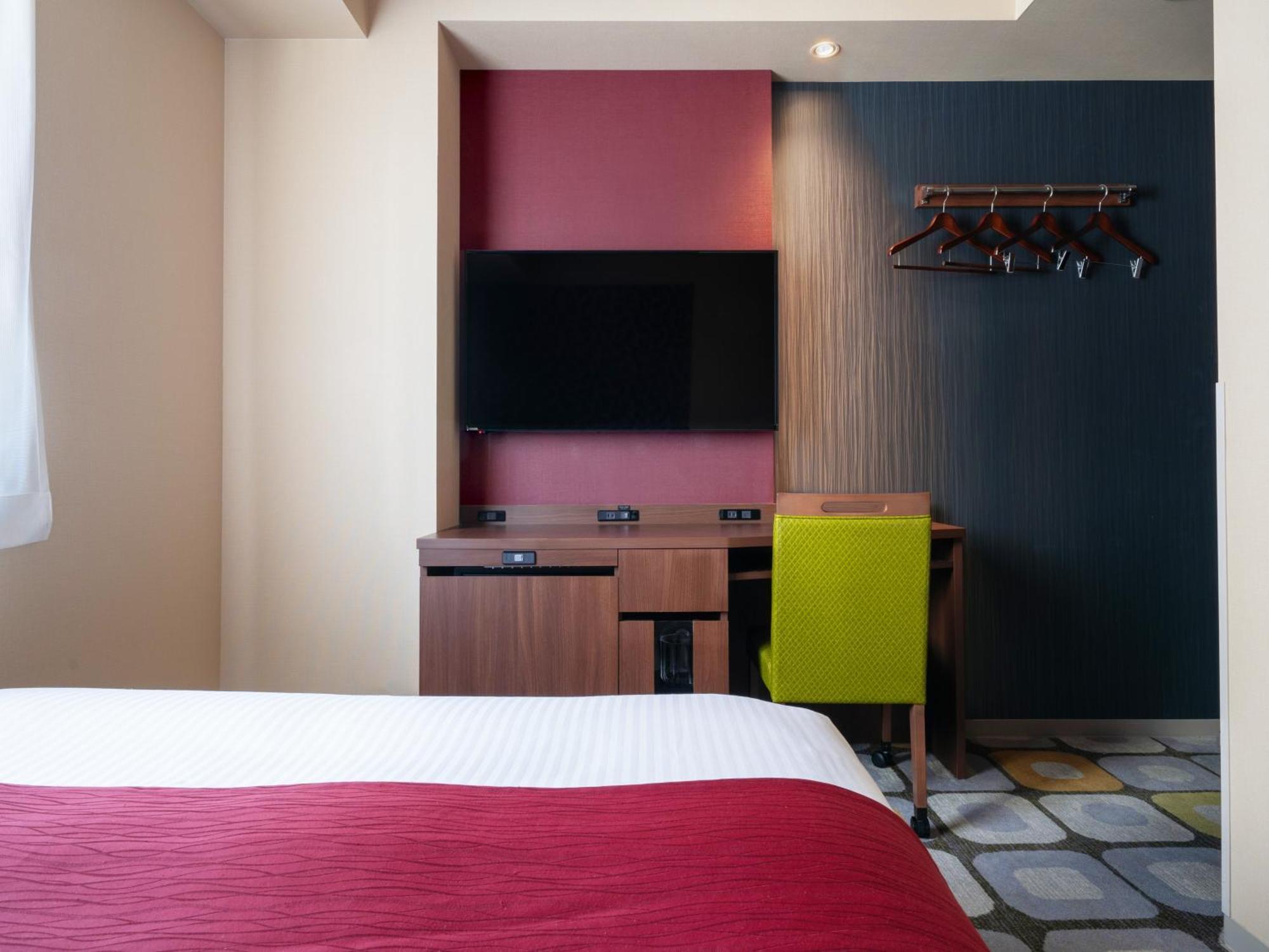 The B Sapporo Hotel Bagian luar foto