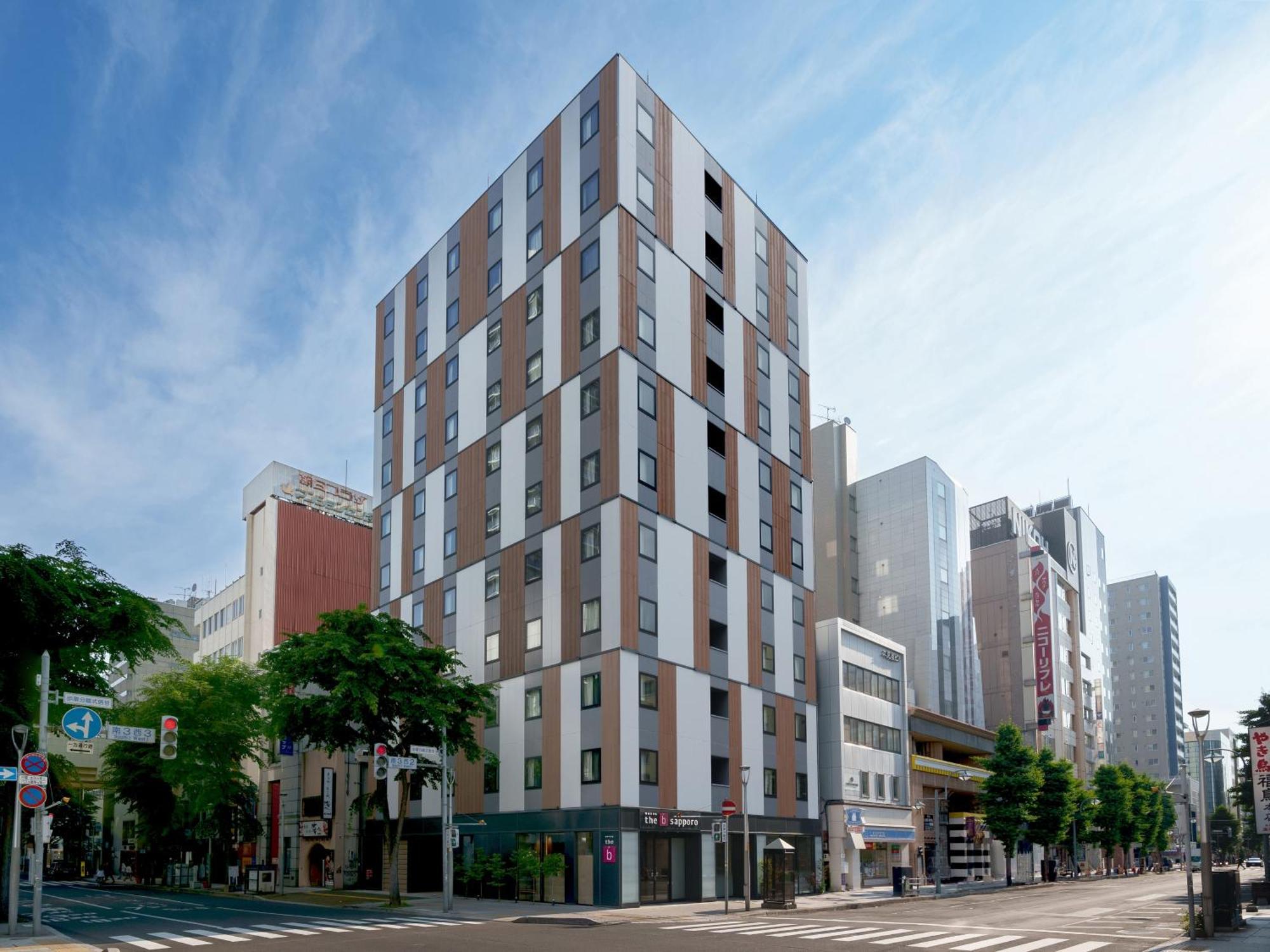 The B Sapporo Hotel Bagian luar foto